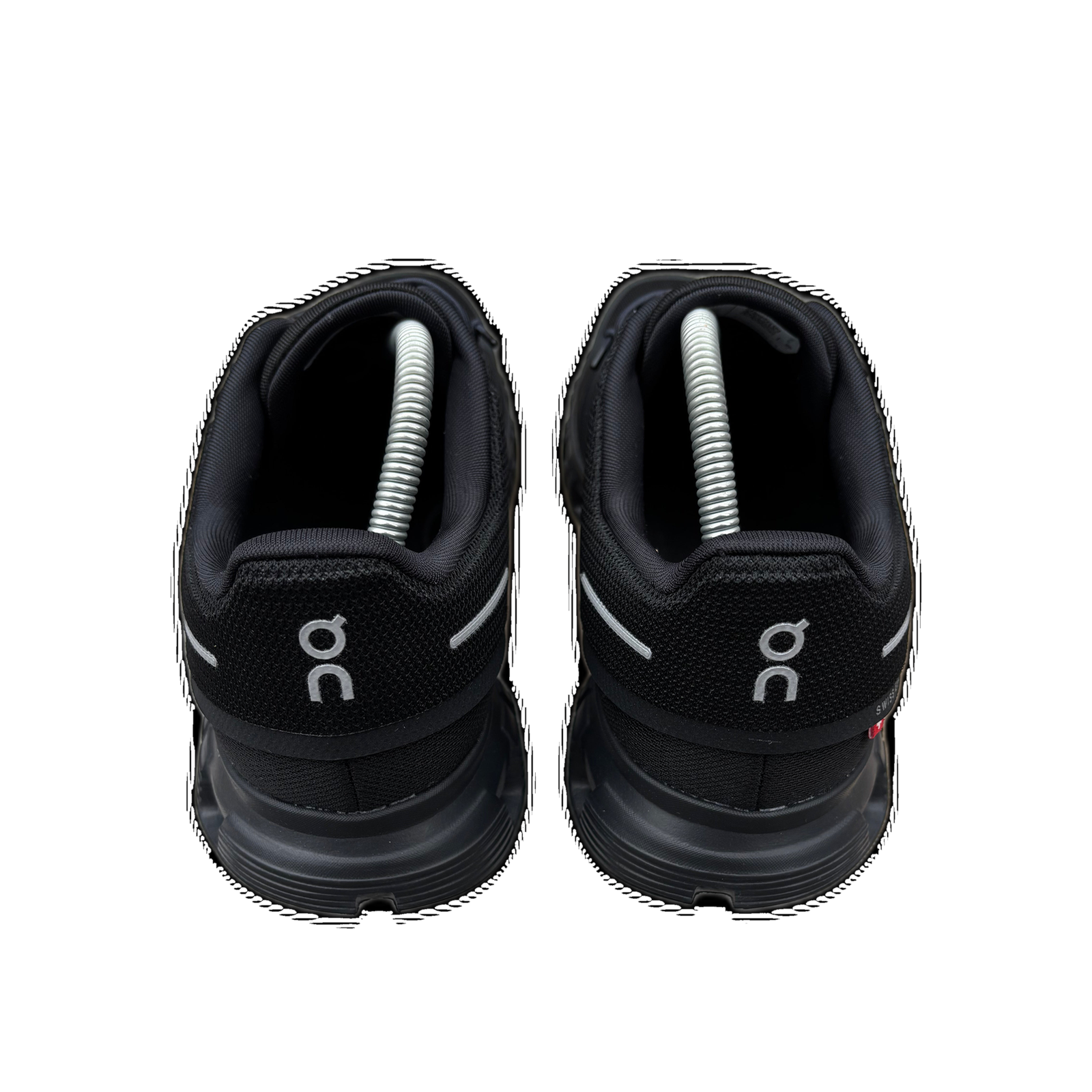 On Running Cloud 6 Triple Black